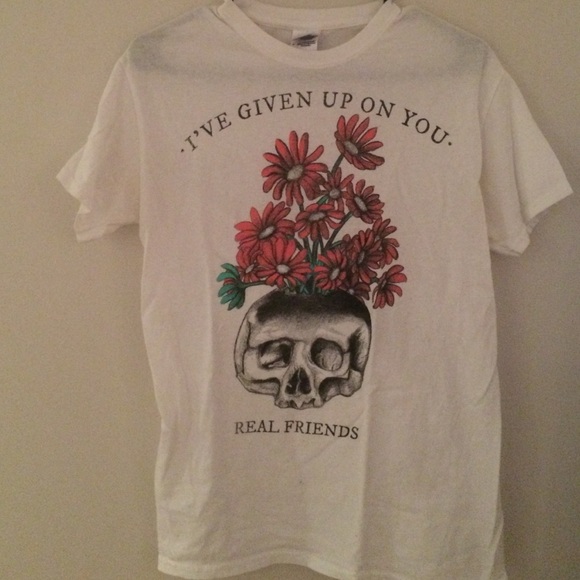 Real friends tee
