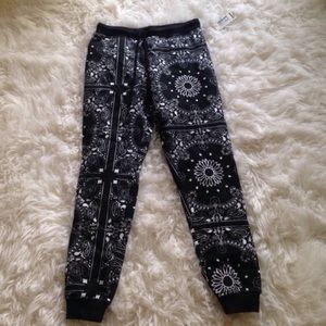 Elwood bandana fleece joggers