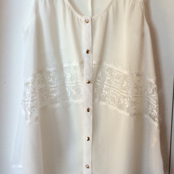 White top - Picture 4 of 4