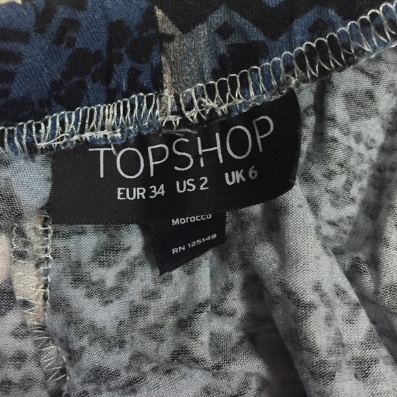 2 patterned leggings! - Picture 3 of 3