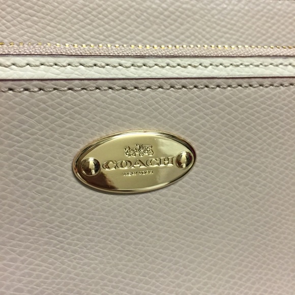 Authentic Coach Pouchette - Picture 4 of 4