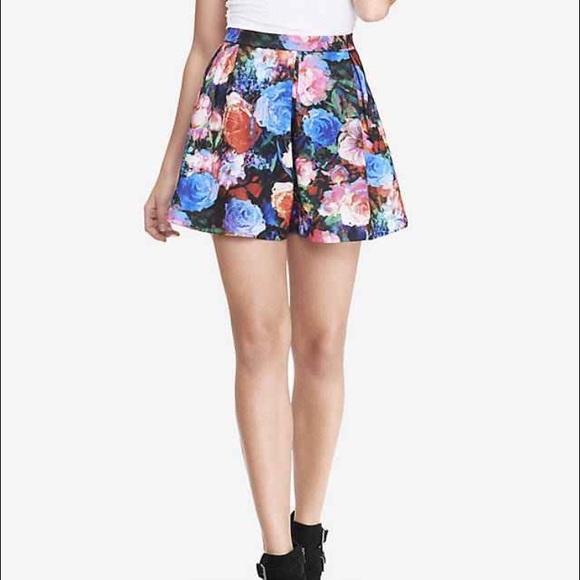 **Brand New** Floral Scuba Full Skirt