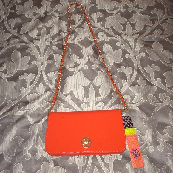 Authentic orange Tory Burch crossbody