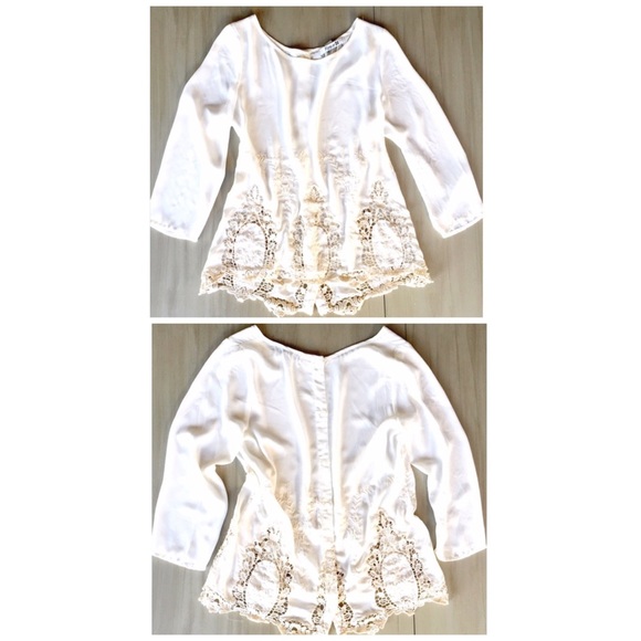 🚫 BUNDLED🚫 Quarter Sleeve Lace Top - Picture 2 of 4