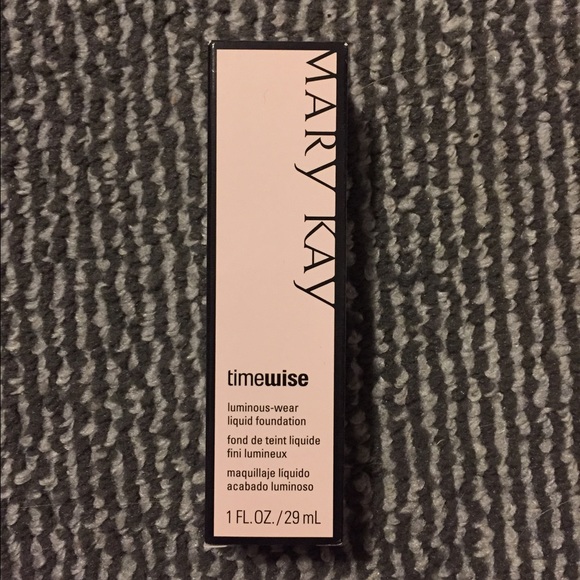 MK Luminous wear foundation BEIGE 6