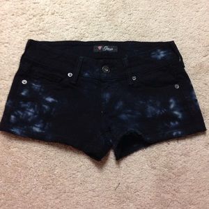 A super cute Jean short