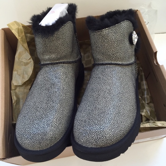 Ugg authentic sting bling Swarovski boots Sz 11 - Picture 4 of 4