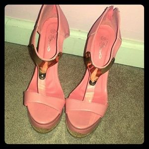 Wedge iron heels , different from any heels