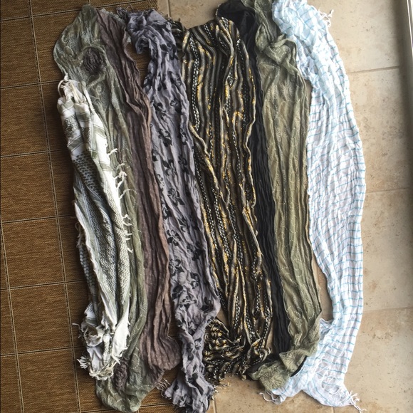 🍃 SCARF ASSORTMENT of SEVEN🍃