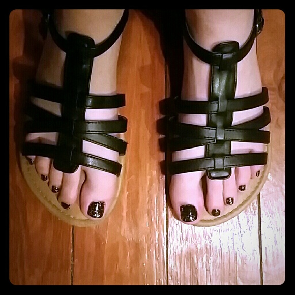 ❌SOLD❌Black Sandals