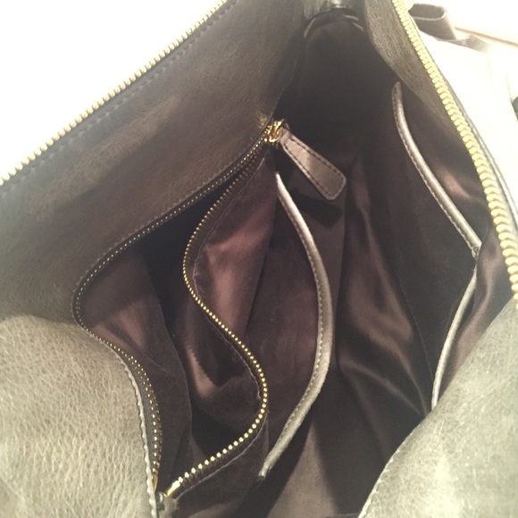 Miu Miu Vitello Lux large bow bag in Grey - Picture 2 of 3