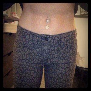 GUESS patterned print skinny jeans size 29