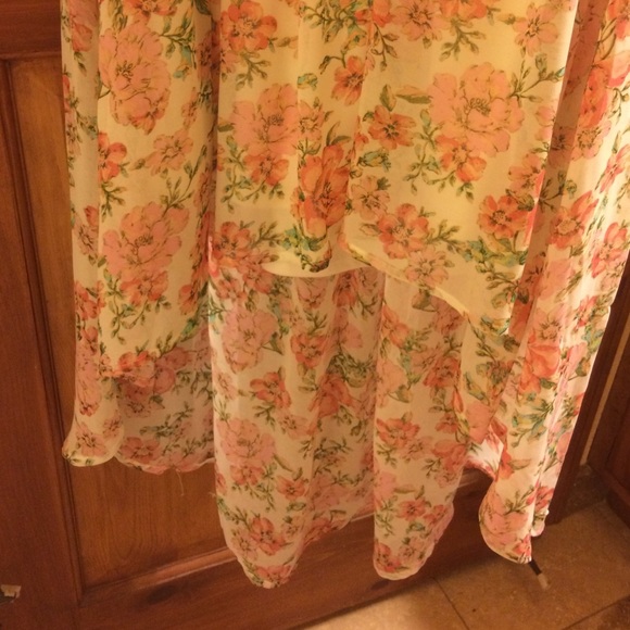 Floral High Low Dress - Picture 3 of 3