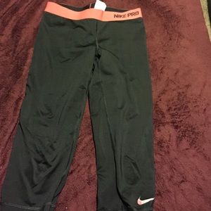 Nike pro Capri