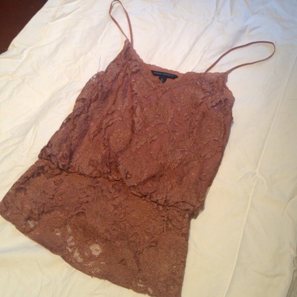 Banana Republic Lace Tank - Picture 3 of 3