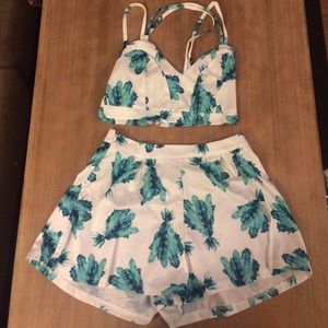 Brand new! White & Green Short Set!