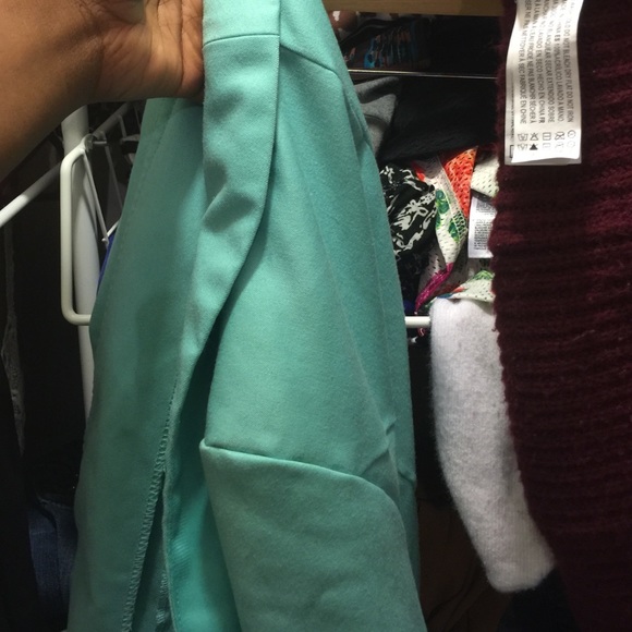 Sea green blazer worn twice - Picture 3 of 4