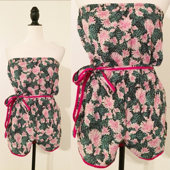 🎉😊Floral printed romper