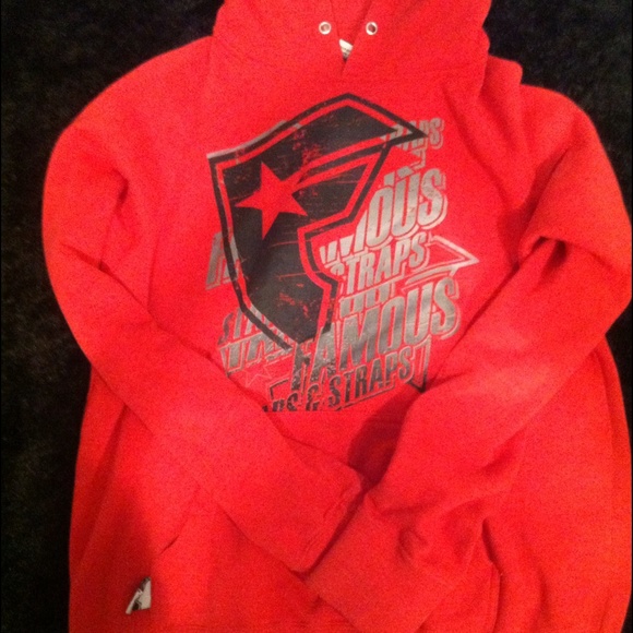 Red hoodie - Picture 2 of 2