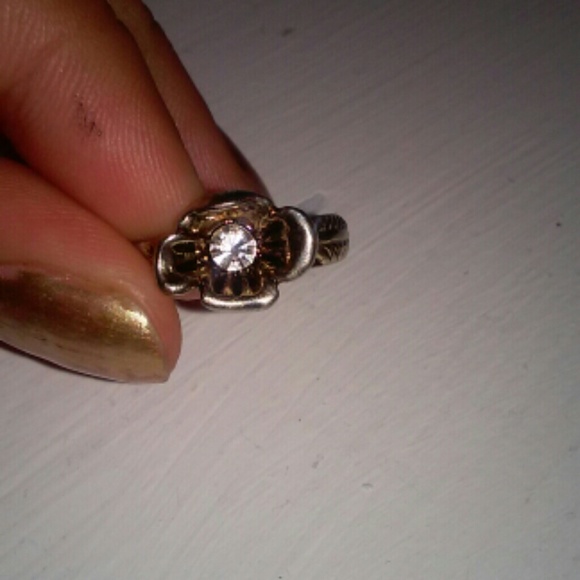 Flower ring