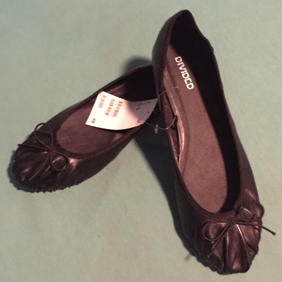 BLACK H&M FLATS - Picture 2 of 3