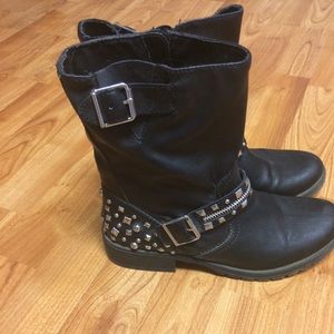 Rad black studded boots