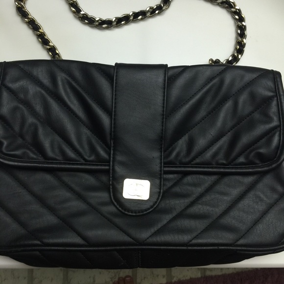 Black purse