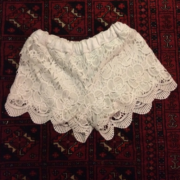 White crochet shorts