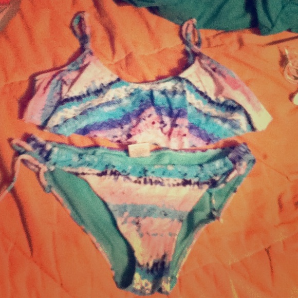 Cute wet seal swimsuit