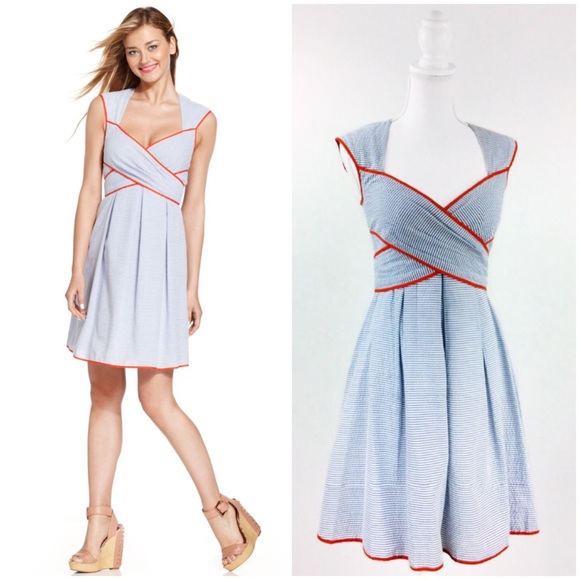 Jessica Simpson Dresses & Skirts - WRAP DRESS BRA TOP FIT AND FLARE ADORABLE