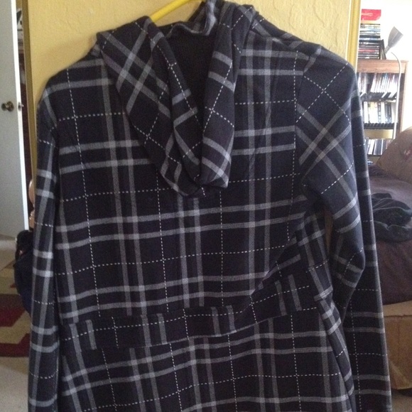 New Plaid Peacoat - Picture 2 of 2