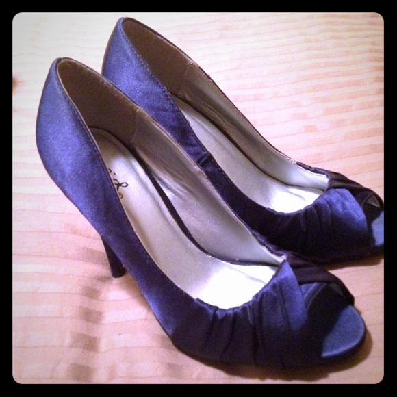 Navy Satin Pumps