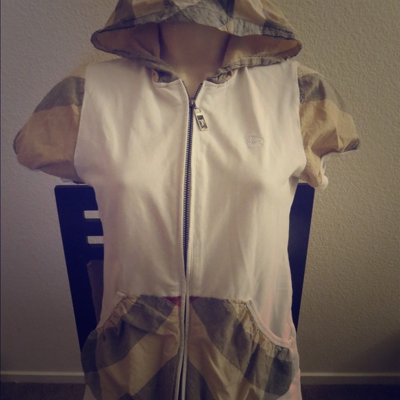 Burberry Shirt with hood.