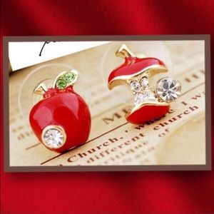 Red apple earrings