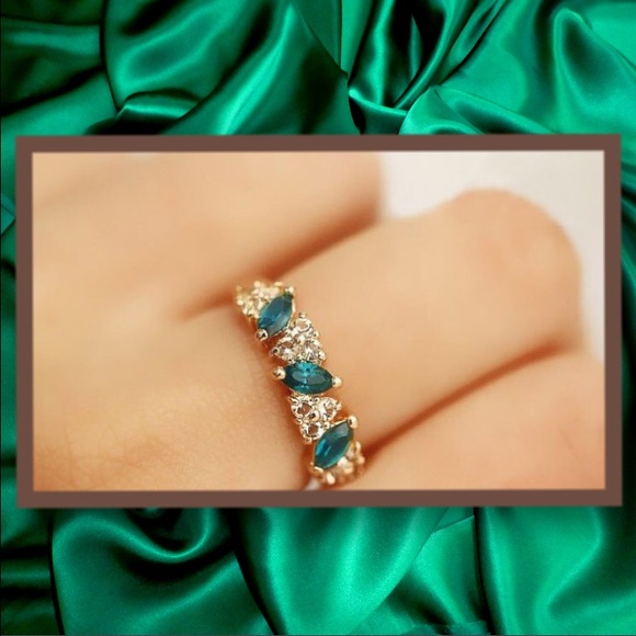 Emerald green ring - Picture 3 of 3