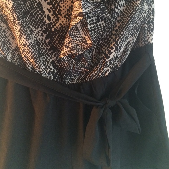 Express short jumpsuit strapless with pockets - Picture 2 of 4