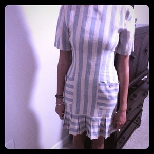 VINTAGE blue off white pleat dress button pockets