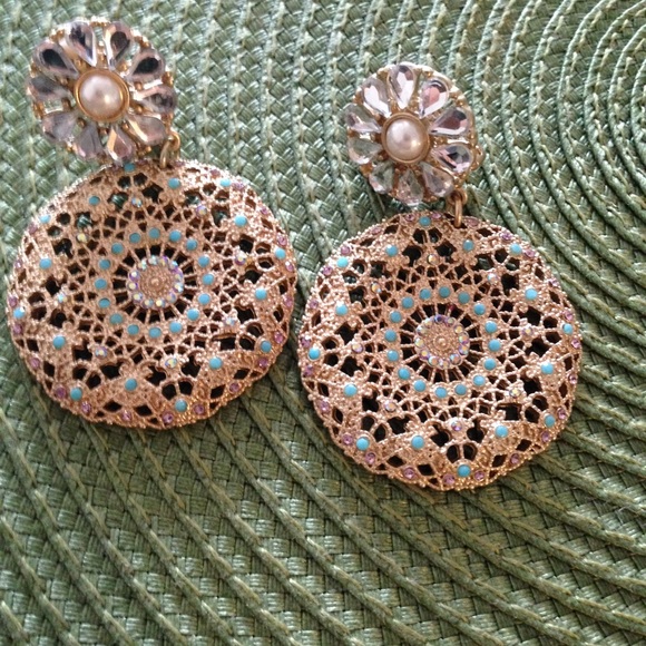 Clip on earrings with turquoise insets - Picture 1 of 2