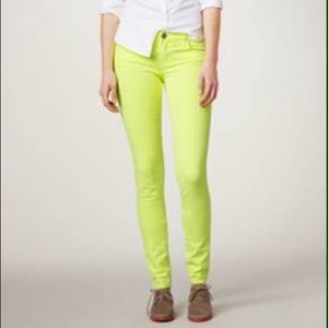 ✖️SOLD✖️Jegging-like skinny pants