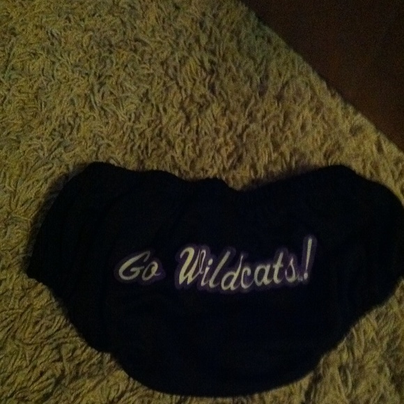 Go wildcats spanks - Picture 1 of 2