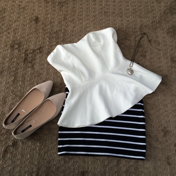 Forever 21 Tops - NWTO Cream peplum strapless top