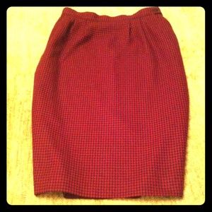 Vintage Virgin Wool Houndstooth Pencil Skirt
