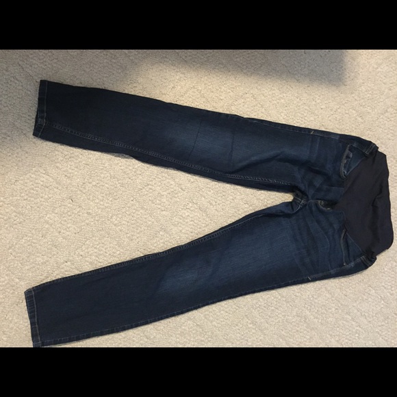 Old Navy Pants - Old Navy maternity skinny jeans
