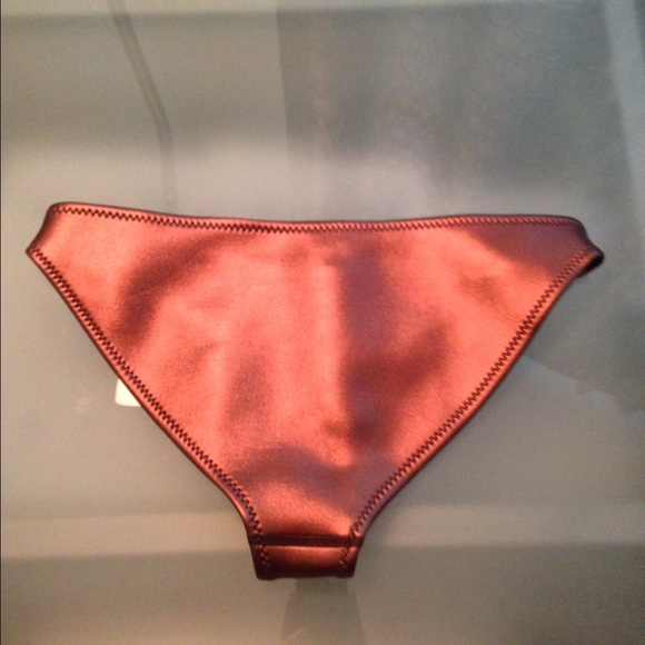 Bathing suit - Picture 4 of 4