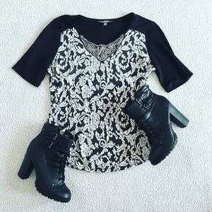 🎈HP 9/18🎈Black and White Embellished Top