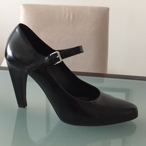 Beautiful Black Polished Leather Prada Mary-Janes