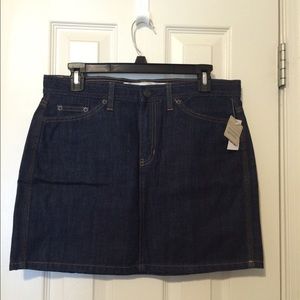 NWT Gap Dark Jean Skirt sz 8