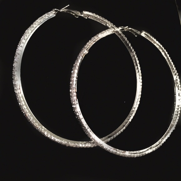 Exquisite Accessories - Picture 1 of 1