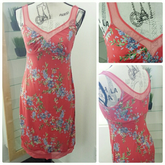 Beautiful BCBG dress - Picture 3 of 3