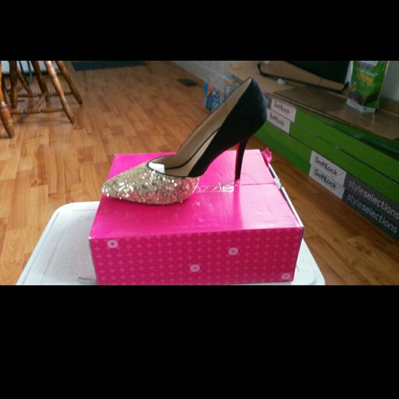 Women's evening heels never worn